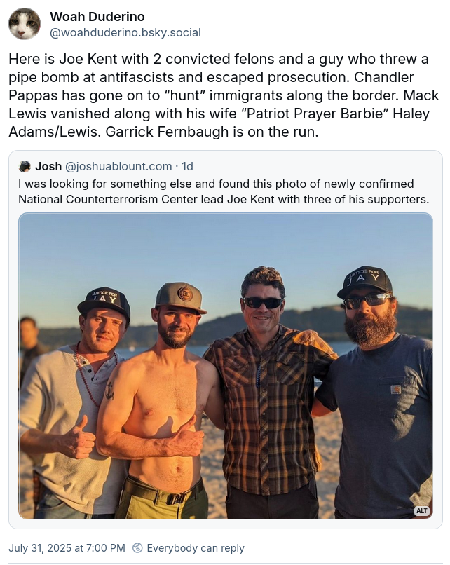 A post from Bluesky showing Joe Kent posing in a photo with Chandler Pappas, Mack Lewis and Garrick Fernbaugh, all right wing extremists, two of which are convicted felons.