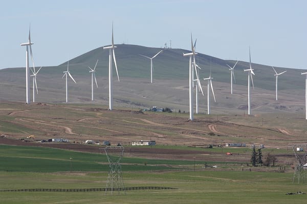 Daily Digest: Texas kicking Cascadia's ass on renewables but we'll fight wildfires together